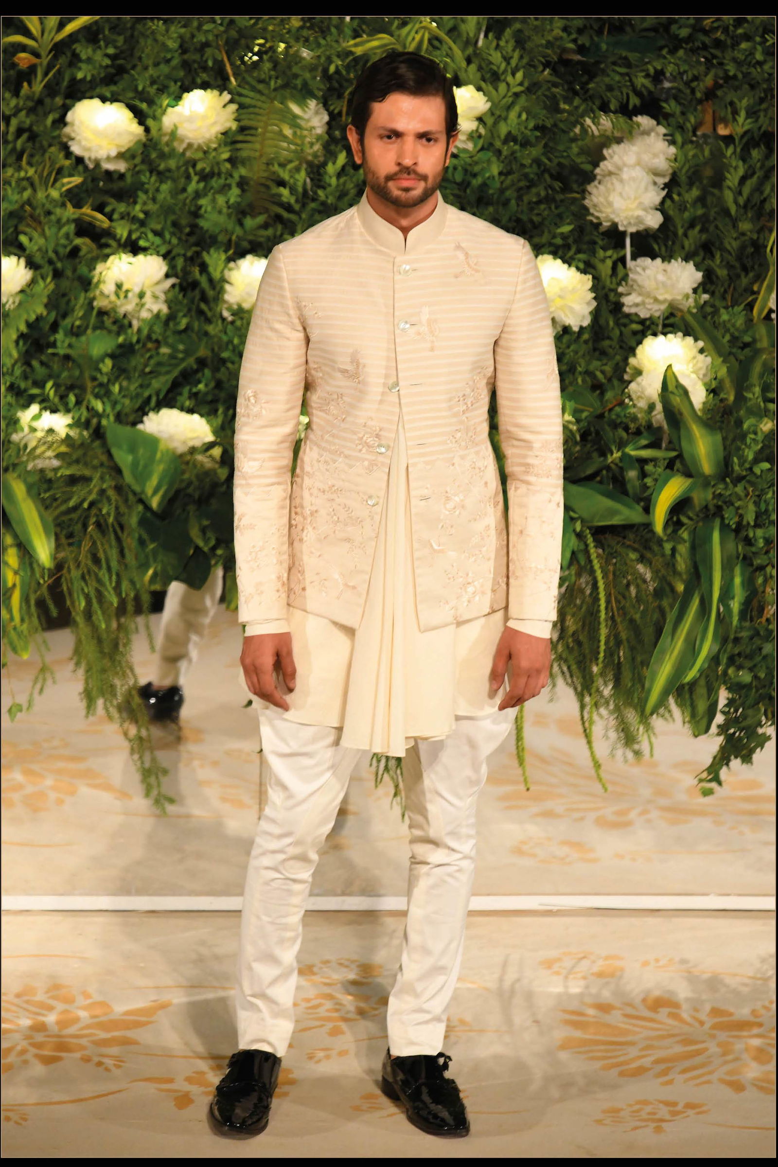 groom bandhgala