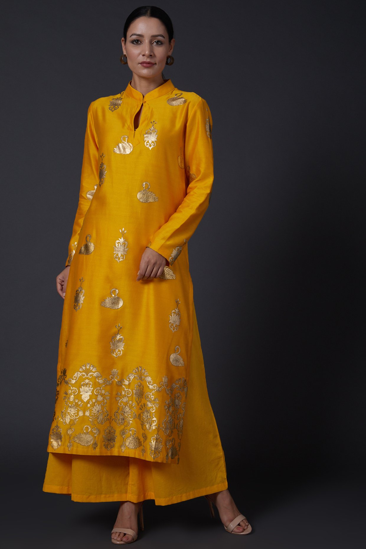 LookMark Women's Crepe Printed Regular Kurti | Kurta (K1100-S) Yellow :  Amazon.in: Fashion